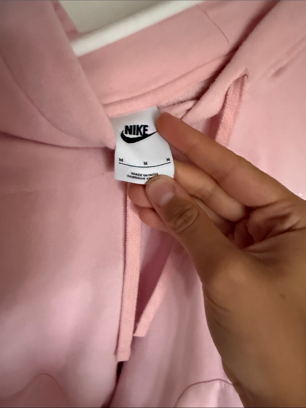 Women or Men’s Nike Pink Hooded Pullover Sweatshirt - Picture 2 of 5